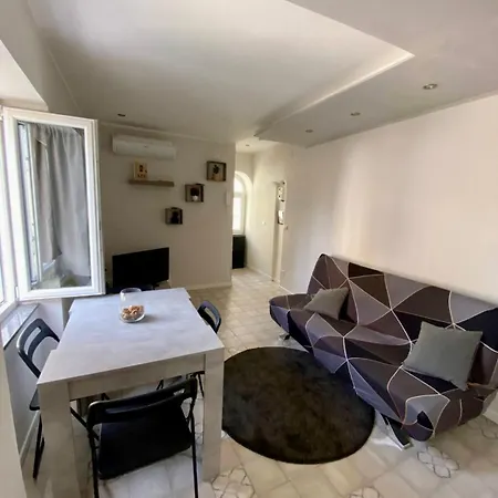 Apartment Toto E Peppino House Naples